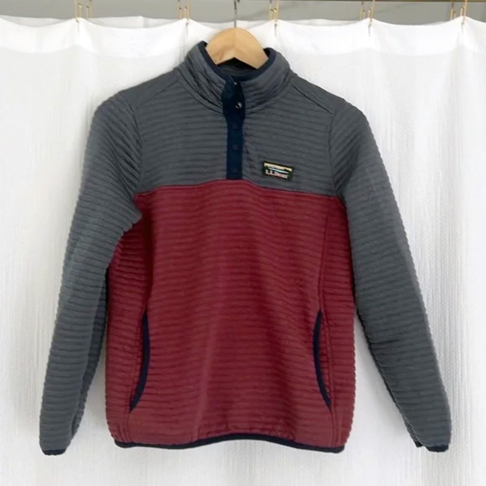 L.L. Bean Women's AirLight Pullover Colorblock longsleeve shirt navy & burgundy